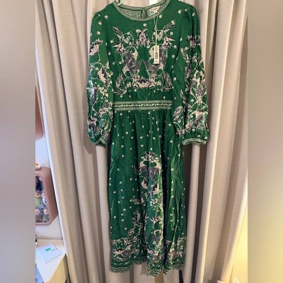Max Studio Dresses & Skirts - Max Studio Green Floral Long-Sleeve Linen Blend Midi Dress M